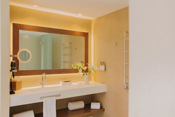 Skyline Suite