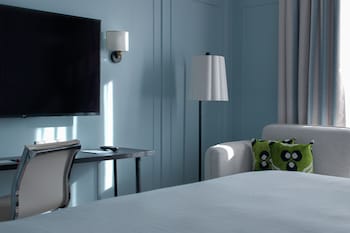 Junior Suite, 1 King Bed