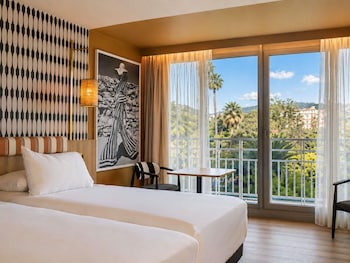 Privilege, Room, 2 Twin Beds, Garden View