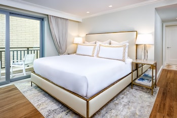 Oceanfront California Suite