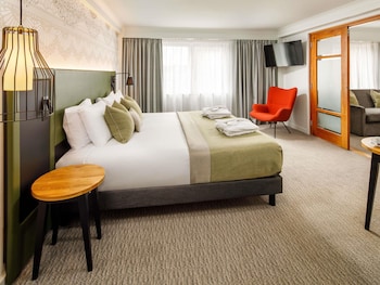 Suite, 1 King Bed