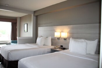 Standard Room, 2 Double Beds, Non Smoking, Balcony