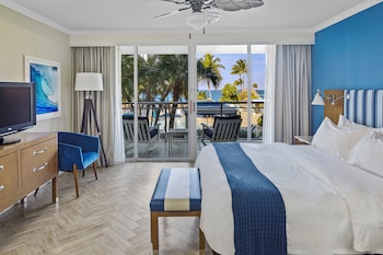 Suite, 2 Bedrooms, Mobility Accessible (King/Two Full Beds, Roll-in shower)