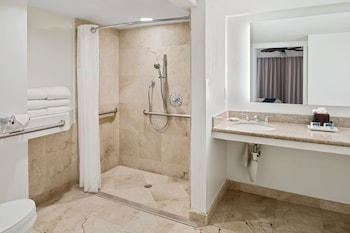 Suite, 2 Bedrooms, Mobility Accessible (King/Two Full Beds, Roll-in shower)