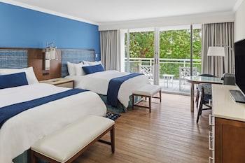 Room (2 Queens - Standard View with Balcony)