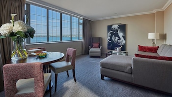 Suite, Ocean View