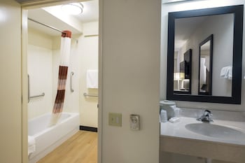 Deluxe Room, 2 Double Beds (Smoke Free)