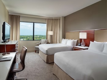 Deluxe Room, 2 Queen Beds, Non Smoking
