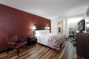 Superior Room, 1 King Bed, Accessible, Non Smoking (Roll-In Shower)