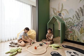 Family Suite, 2 Bedrooms, Club Access