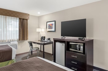 Standard Room, 2 Queen Beds, Non Smoking