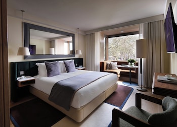 Premium Room, 1 King Bed