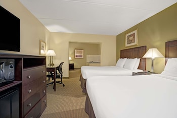 Room, 2 Queen Beds, Non Smoking