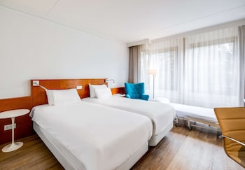 Superior Room (Extra Bed 2 adults + 1 child)