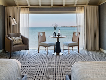 Premier Waterview 2 Queens