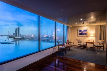 Executive Suite, 1 Bedroom, River View