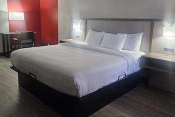Deluxe Room, 1 King Bed, Non Smoking