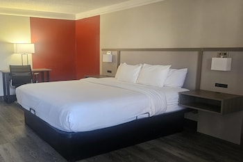 Room, Mobility Accessible, Non Smoking (Bathtub w/ Grab Bars)