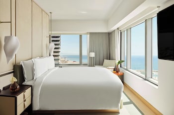 Suite, 1 Bedroom, City View (Skyline)