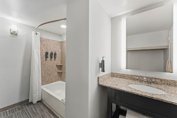 Premium Suite, 2 Double Beds, Microwave