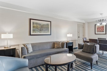 Premium Suite, 1 King Bed, Non Smoking