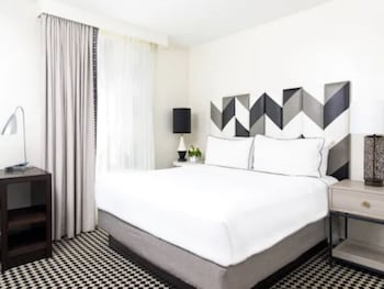 Signature Room, 1 Bedroom (Recently Renovated)