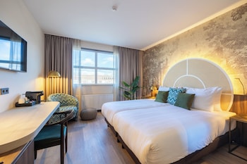 Deluxe Room (1 Twin Bed)