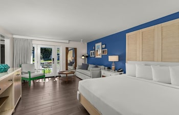 Premium Room, 1 King Bed, Lanai (Garden)