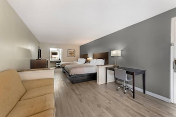 Standard Room, Multiple Beds, Non Smoking