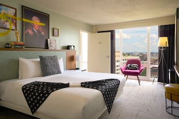 Room (ADA Superior King)