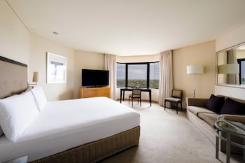 Classic Room, 1 King Bed, River View