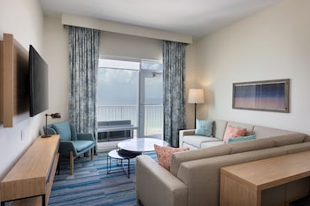 Suite, 1 Bedroom, Balcony, Beach View