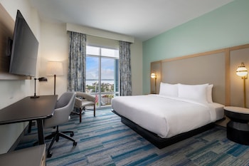 Room, 1 King Bed (Hearing Accessible)