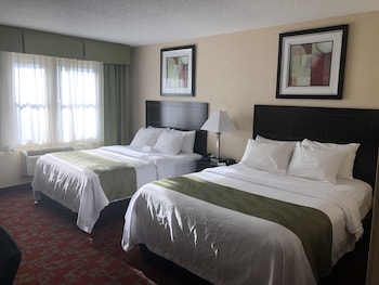 Room, 2 Queen Beds, Non Smoking, Pet Friendly