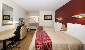 Deluxe Room, 2 Double Beds (Smoke Free)