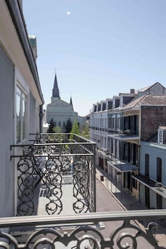 Deluxe Room, 2 Queen Beds, Balcony, City View (Deluxe Two Queen with Balcony)