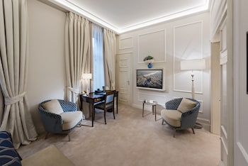 Superior Room (Grand)
