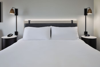 Standard Room, 1 King Bed with Sofa bed
