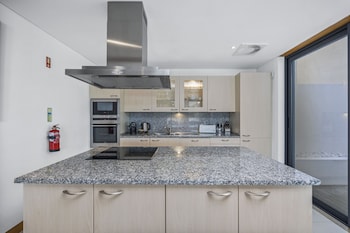 Deluxe Townhome, 2 Bedrooms, Private Pool