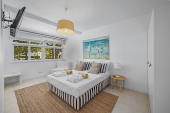 Deluxe Townhome, 3 Bedrooms