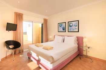Superior Townhome, 3 Bedrooms, Private Pool