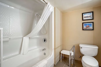 Room, 2 Queen Beds, Accessible, Non Smoking