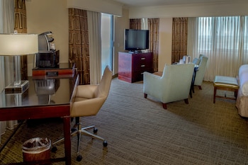 Premium Room, 1 King Bed, Balcony (Exterior Balcony)