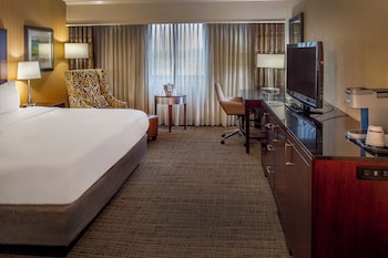 Premium Room, 1 King Bed, Balcony (Exterior Balcony)