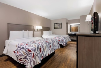 Deluxe Room, 2 Queen Beds (Smoke Free)