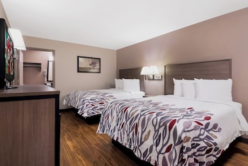 Deluxe Room, 2 Queen Beds, Accessible (Smoke Free)