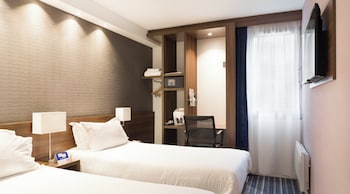 Standard Room, 2 Twin Beds (Free Breakfast)