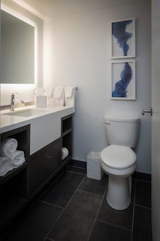 Blue Panoramic King View