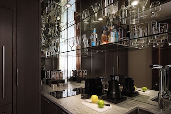 Suite (Park Avenue)