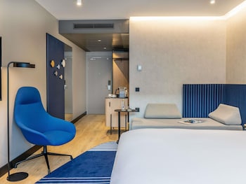 Superior Room, 1 Queen Bed (in Plaza Building)